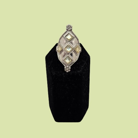 Gorgeous Silver/Yellow Tone Ring Size 6 or 6.5 - Picture 1 of 12